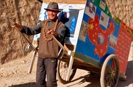 浙江小伙徒步拉车穷游中国：一段传奇的人生旅程