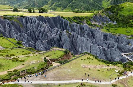 四川甘孜：墨石公园的异域星球之美