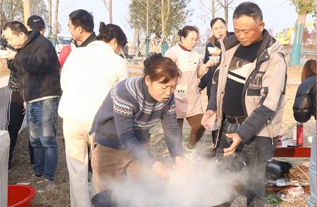 享受钓鱼乐趣，品尝新鲜鱼肉，这里的休闲生态渔业堪称完美