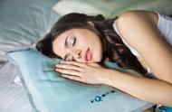 斑马鱼的睡眠模式与人类相似：一项新研究揭示